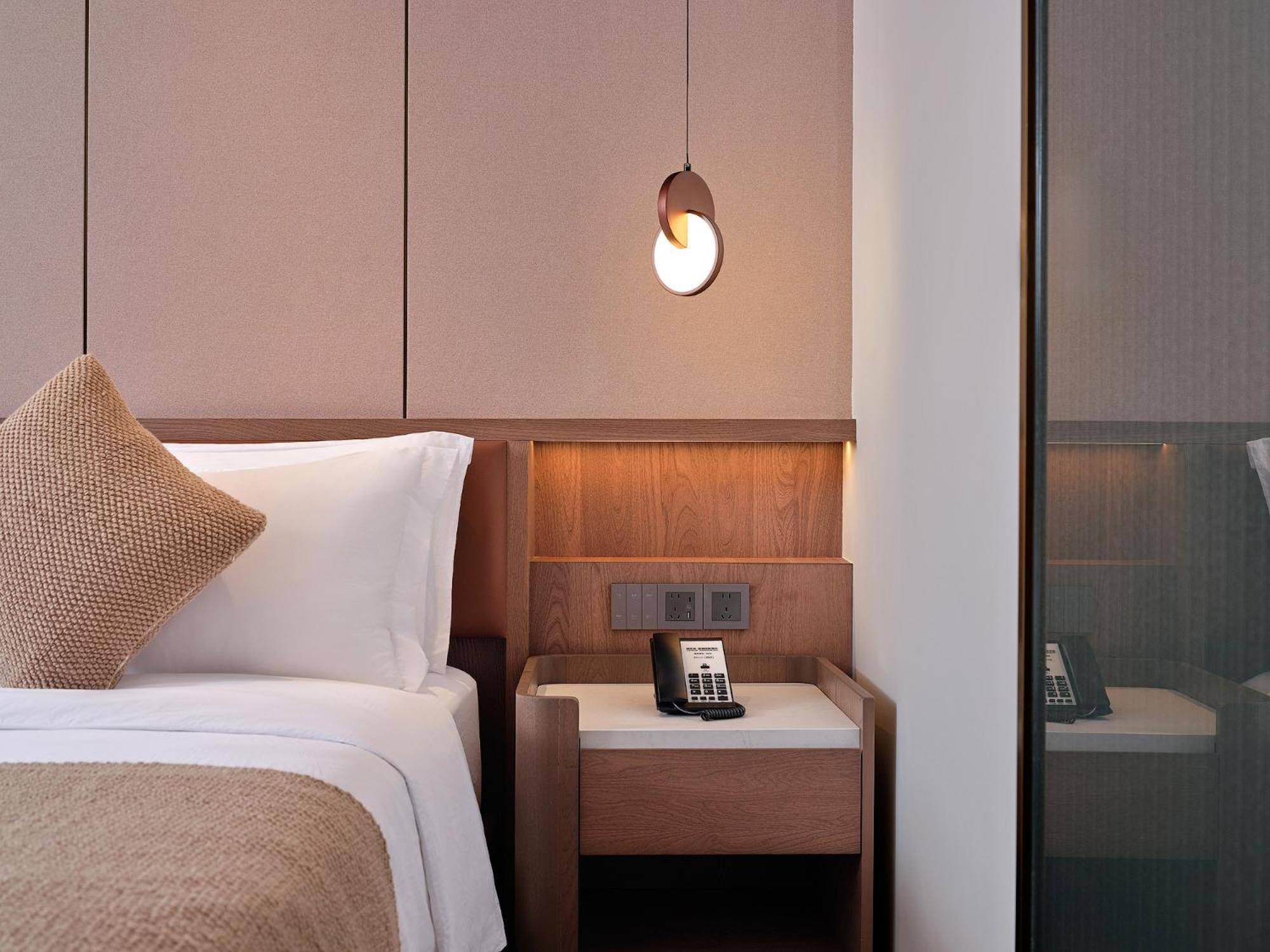 Zhangjiajie Utopia Hotel--Free One Way Pick Up Service Over 2 Nights ภายนอก รูปภาพ