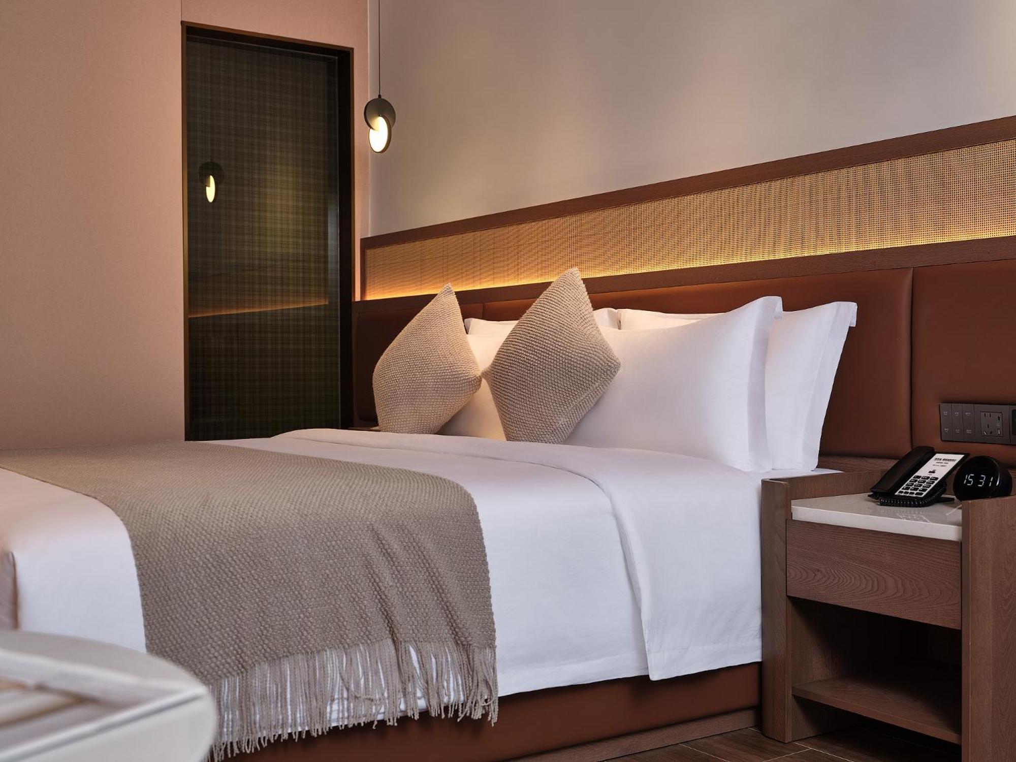 Zhangjiajie Utopia Hotel--Free One Way Pick Up Service Over 2 Nights ภายนอก รูปภาพ