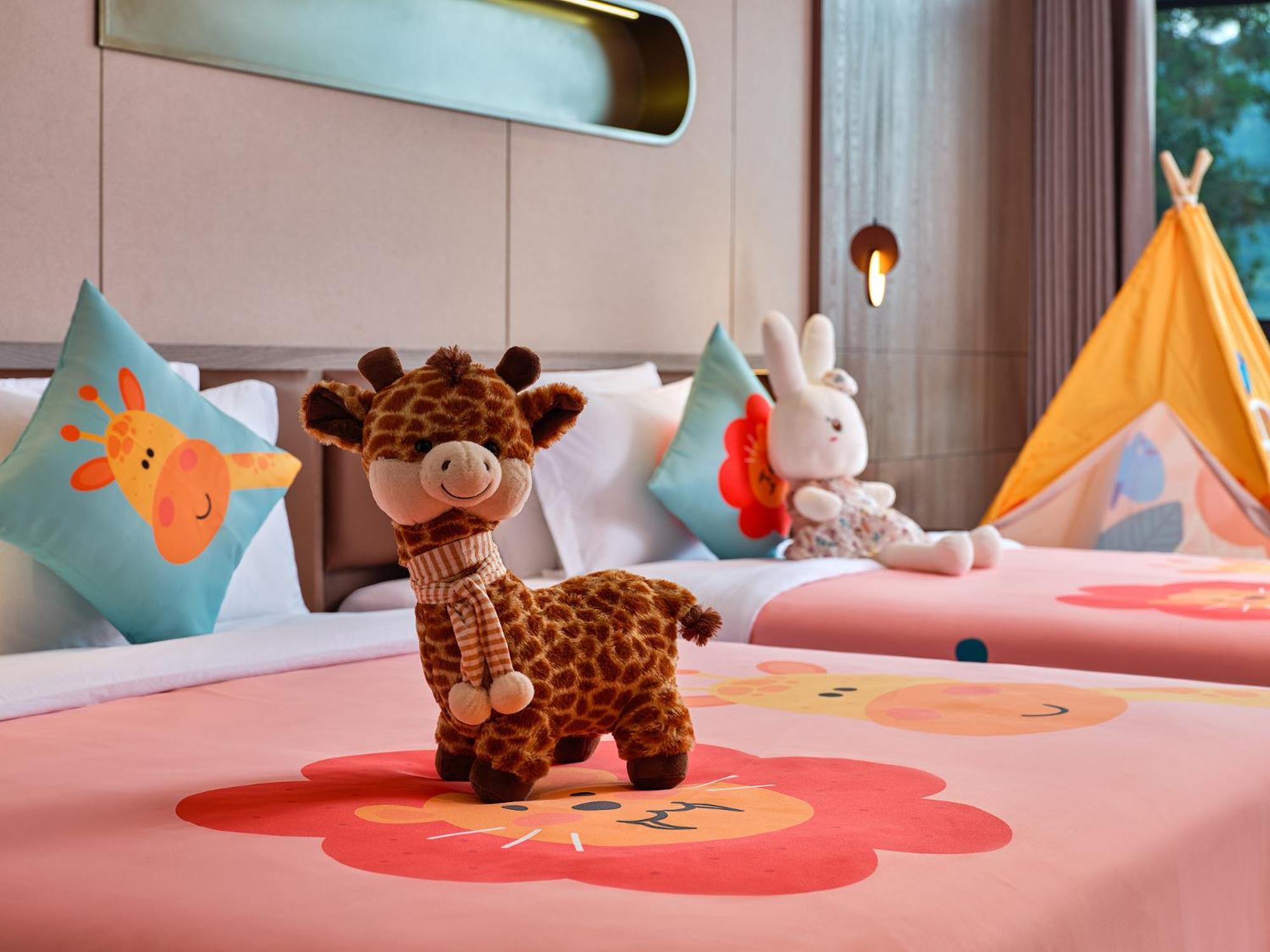 Zhangjiajie Utopia Hotel--Free One Way Pick Up Service Over 2 Nights ภายนอก รูปภาพ